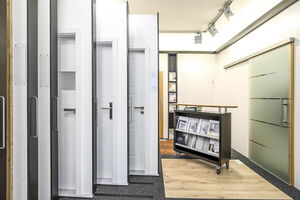 Die Ausstellung von Sperrholz Wölbert zeigt moderne Türen und Zubehör in Dortmund, ideal für jeden Raum. | © Wölbert